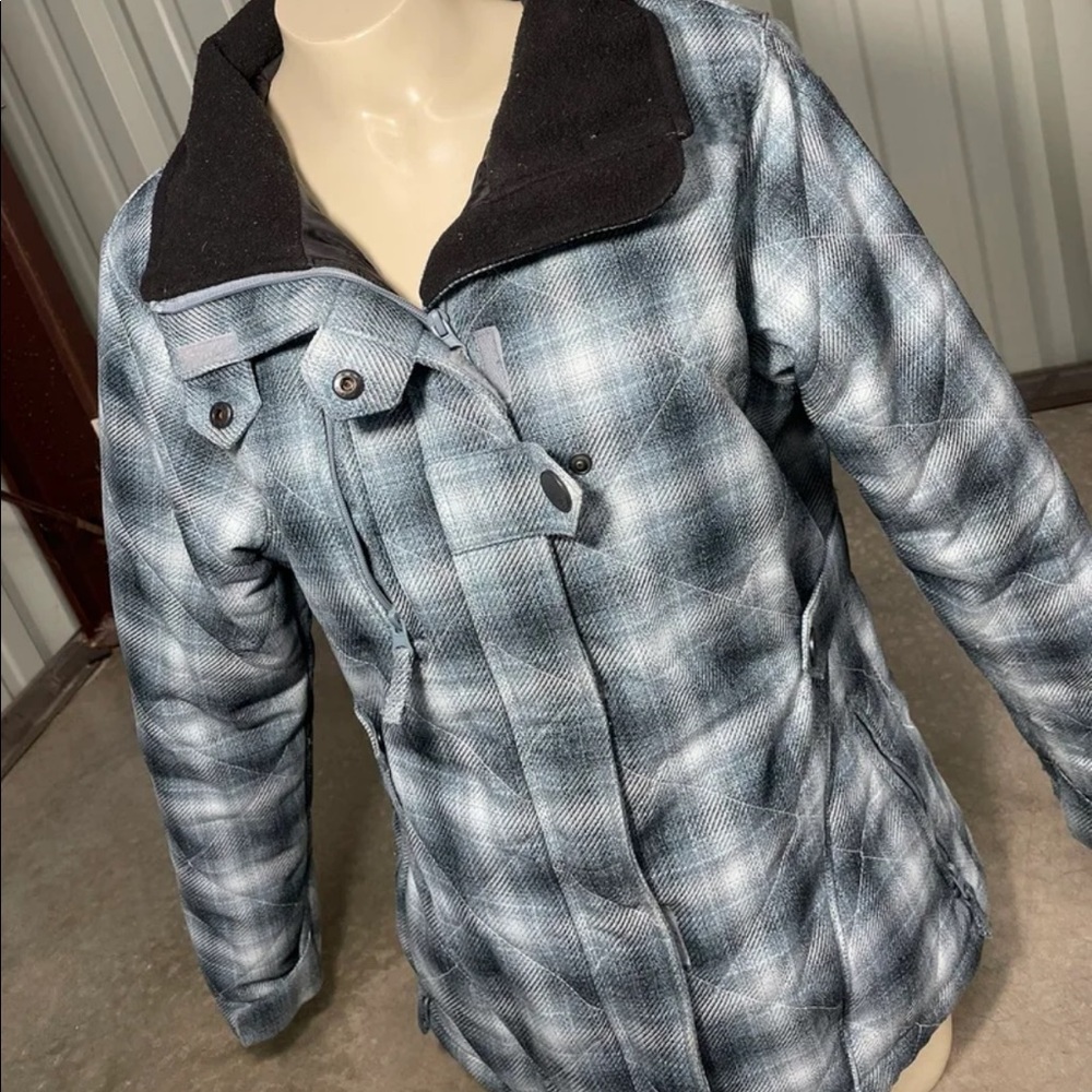 Body glove winter jacket*